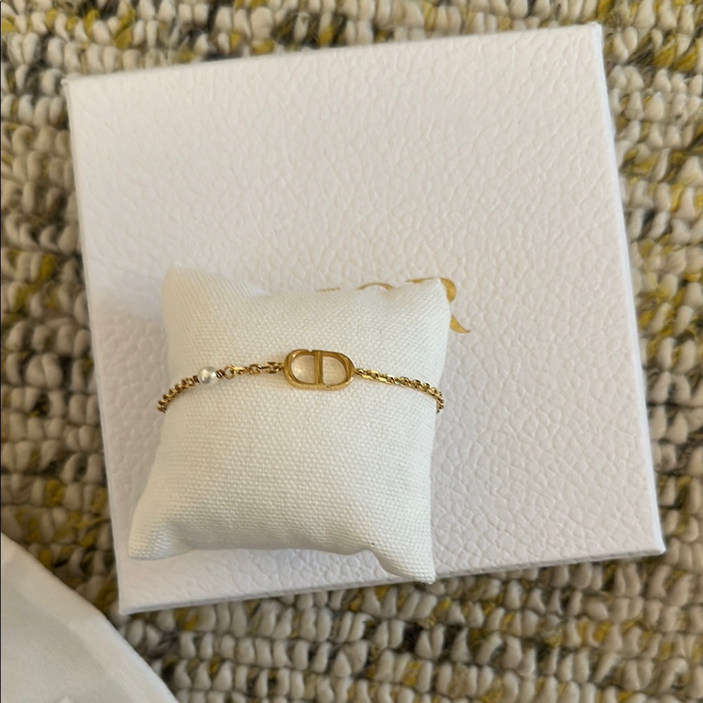 Dior Petite CD bracelet in gold